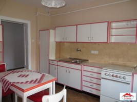 apartament-2-camere-la-casa-semicentral-etajul-1-id-21398-4