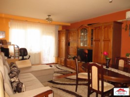 apartament-2-camere-semicentral-cu-garaj-id-21467-1