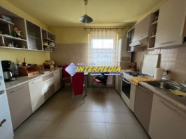 apartament-cu-3-camere-decomandat-de-vanzare-in-cetate-zona-closca-alba-iulia-1