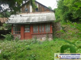 casa-3-camere-teren-1000-mp-campulung