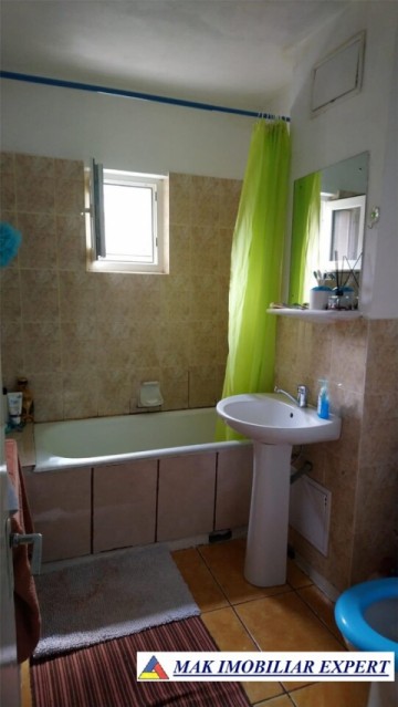 ocupat-iulie-2026-apartament-3-camere-cf-1-et-34-campulung-7