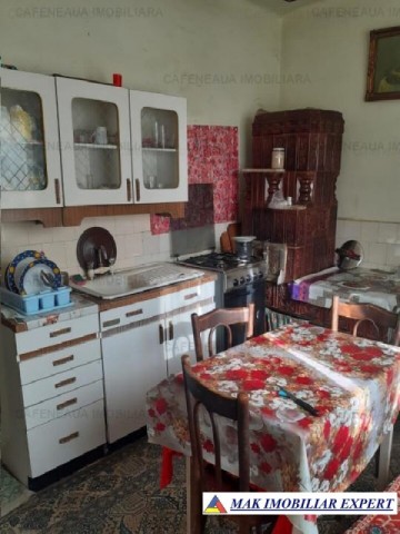casa-5-camere-teren-2000-mp-valea-mare-pravat-9