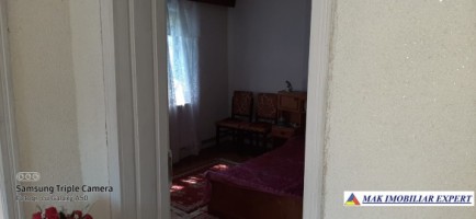 vila-5-camere-teren-2400-mp-campulung-12