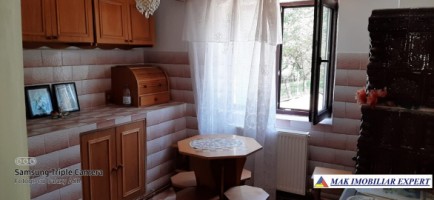 vila-5-camere-teren-2400-mp-campulung-15