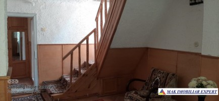 vila-5-camere-teren-2400-mp-campulung-13