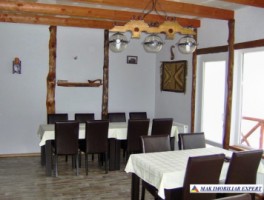 vila-9-camere-teren-2300-mp-dambovicioara-valea-urdii-11