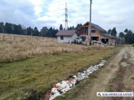 teren-500-mp-intravilan-campulung-9