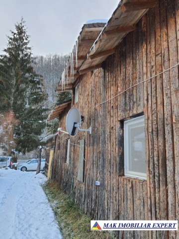 vila-cu-5-camere-si-teren-de-800-mp-de-vanzare-in-bughea-de-sus-arges-3