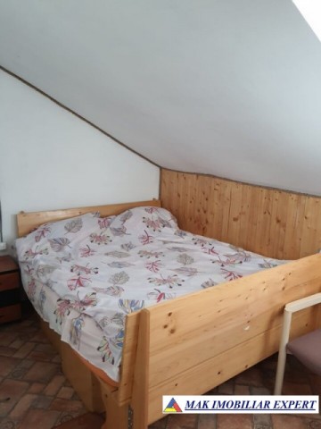 vila-cu-5-camere-si-teren-de-800-mp-de-vanzare-in-bughea-de-sus-arges-12