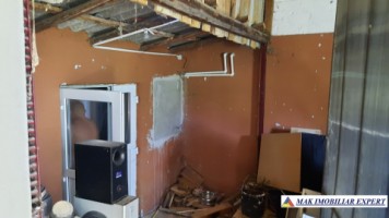 urgent-vila-cu-6-camere-de-vanzare-in-malu-godeni-arges-teren-de-1000-mp-22