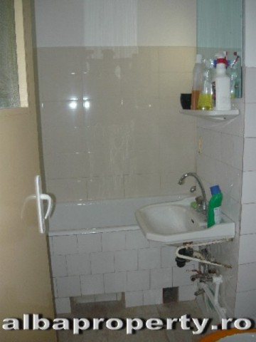 apartament-cu-3-camere-de-vanzare-in-alba-alba-iulia-5