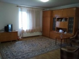 apartament-cu-3-camere-mobilat-bloc-dupa-2000