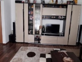 apartament-cu-3-camere-finisat-cetate-etaj-01