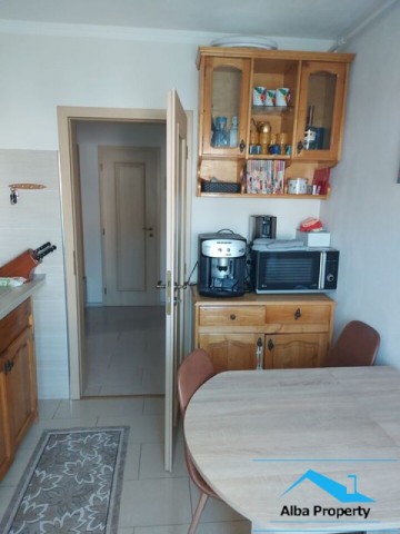 apartament-3-camere-decomandat-zona-cetate-5