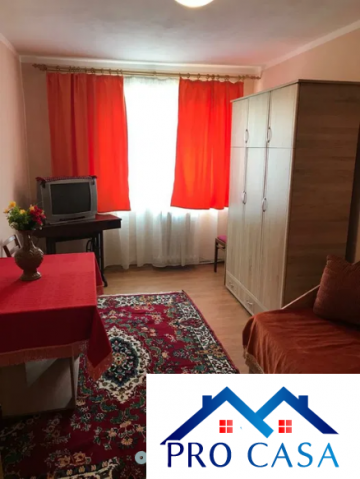 vand-apartament-decomandat-cu-2-camere-etaj-1-zona-cetate