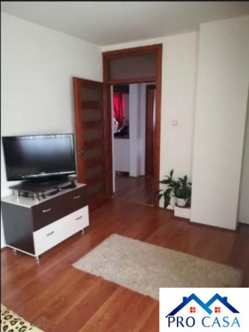 vand-apartament-3-camere-in-bloc-nou-zona-cetate-5