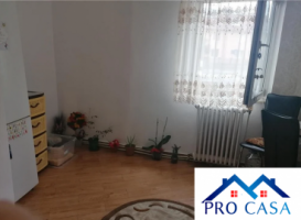 apartament-2-camere-decomandat-in-cetate-piata-2