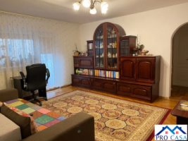 vand-apartament-2-camere-etaj-1-ampoi-1-1