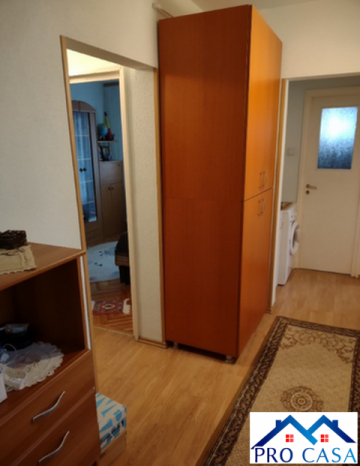 vand-apartament-4-camere-decomandat-cetate-zona-closca-2