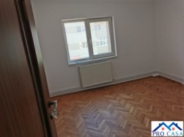 vand-apartament-2-camere-et-2-decomandat-in-tolstoi-4