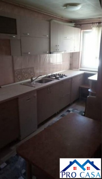 vand-apartament-2-camere-decomandat-cetate