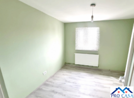 vand-apartament-3-camere-in-cetate-zona-piata-4