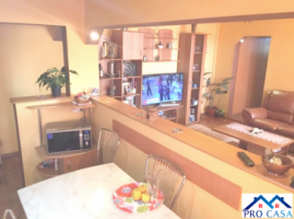 vand-apartament-3-camere-in-cetateet3-zona-bulevard