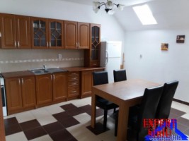 inchiriez-ap-2-camere-la-casa-recent-renovat-zona-spitalul-judetian-4