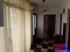 inchiriez-ap-2-camere-la-casa-recent-renovat-zona-spitalul-judetian-7