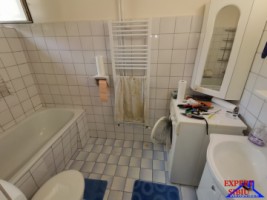 inchiriez-spatiu-birou-3-camere-la-casa95-mprenovat-zona-centrala-4