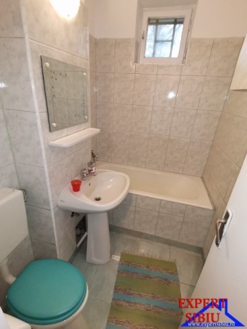 inchiriez-spatiu-birou-apartament-2-camerezona-milea-3