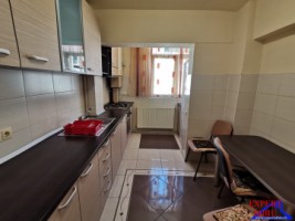 inchiriez-apartament-2-camere-decomandatrenovatzona-ciresica-1