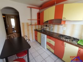 inchiriez-apartament-3-camere-decomandat-zona-turnisor