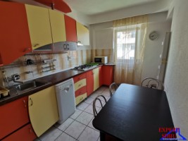 inchiriez-apartament-3-camere-decomandat-zona-turnisor-4