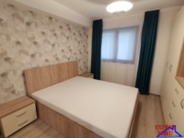 inchiriez-apartament-3-camererenovat-recent-zona-vasile-aaron-2