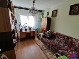 vand-apartament-4-camere-decomandat-zona-vasile-aaron-7