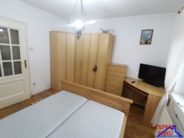 inchiriez-apartament-3-camere-decomandat-zona-turnisor-2