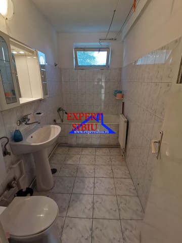 inchiriez-apartament-2-camere-nemobilatzona-mihai-viteazul-8