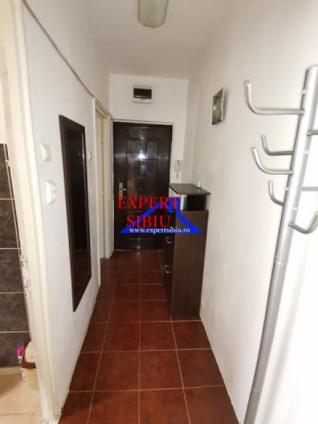 inchiriez-ap2-camere-nedecomandat-zona-vasile-aaron-5