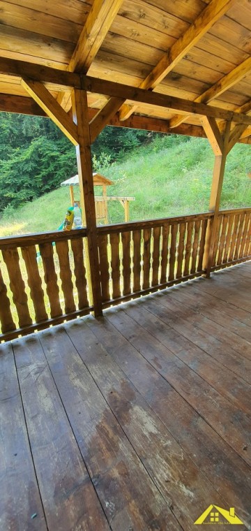 cabana-valea-ampoitei-1