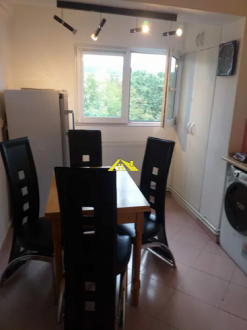 apartament-cu-2-camere-de-inchiriat-cetate-1