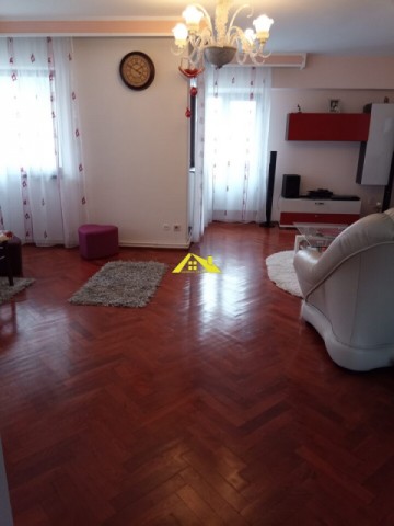 apartament-cu-4-camere-si-scara-interioara-ultracentral