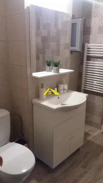 apartament-3-camere-decomandate-cetate-4