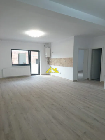 apartament-3-camere-decomandate-centru