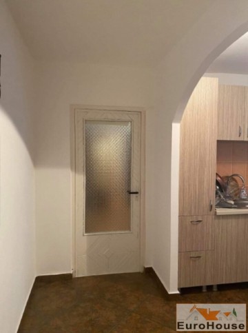 apartament-2-camere-zona-cetate-3