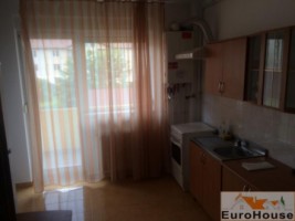 apartament-de-inchiriat-2-camere-bloc-nou-cetate-1