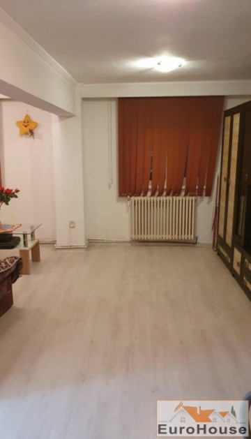 apartament-cu-4-camere-de-inchiriat-in-alba-iulia-1