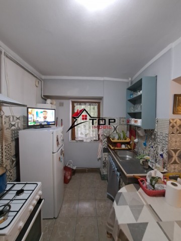 apartament-3-camere-pacurari-4