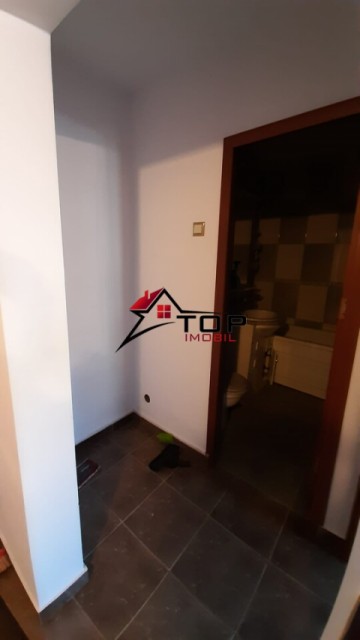 apartament-cu-2-camere-decomandat-galata-13