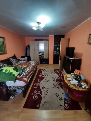 apartament-2-camere-zona-piata-mare-parter-inalt-55-mp-pret-59500-euro-1